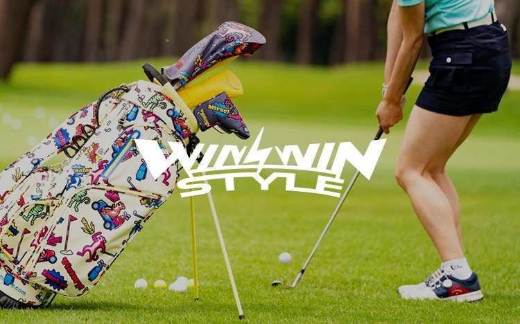 WINWIN STYLE(윈윈스타일) 윈윈스타일 앨리게이터 스탠드백 | 신세계V [WINWIN STYLE]윈윈스타일 앨리게이터 스탠드백 - 