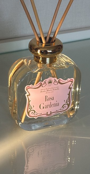 Santa Maria Novella 산타마리아노벨라 디퓨저 로사 가데니아 250ml 프로퓨모 뻬르 앰비엔테 S I