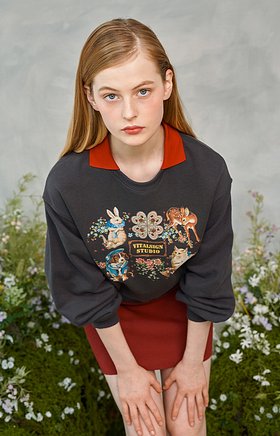 VITALSIGN(바이탈사인) Vintage Animals Collar Sweatshirt (2colors) | S.I.VILLAGE (에스아이빌리지)