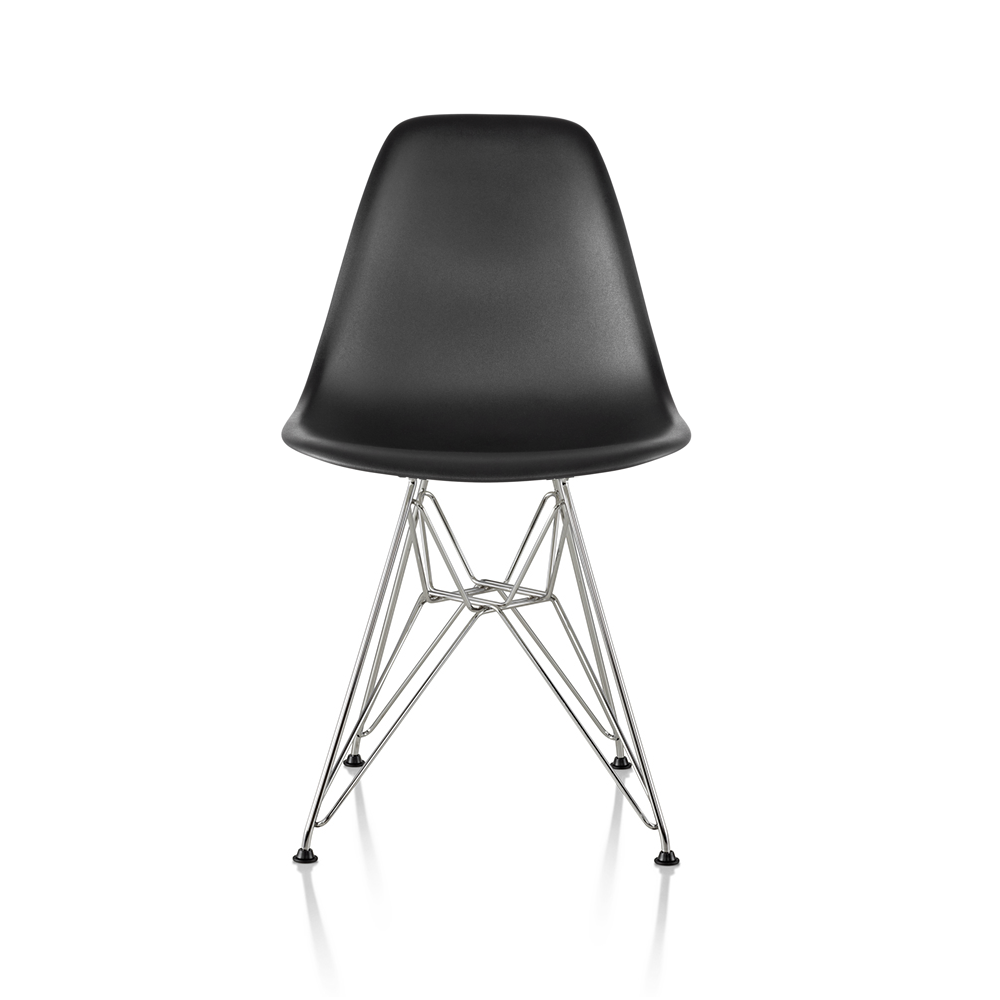 eames molded plastic chair black