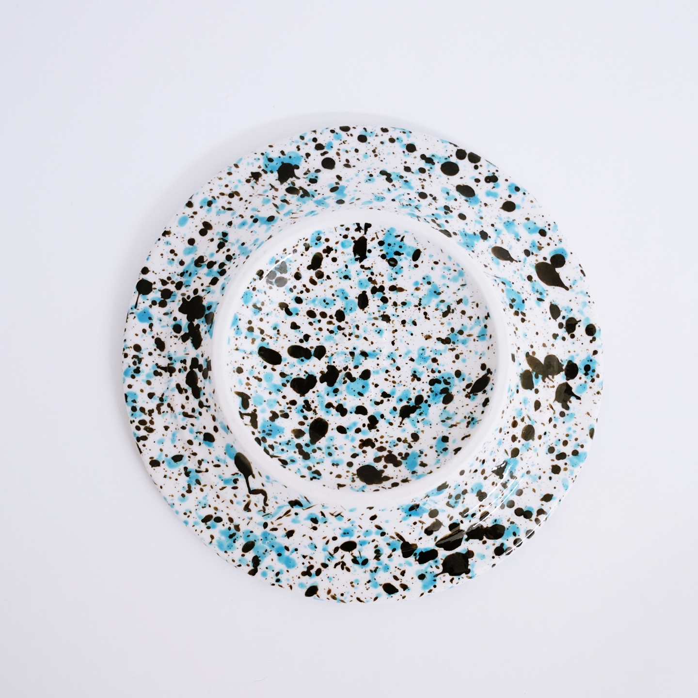 [Fabrik Pottery] 스플래쉬 플랫 컵 & 소서 세트 Mint Blue & Black (BOONTHESHOP Exclusive)
