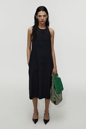 L`H.A.S(르하스) MIDI APRON RELAXED DRESS_DARK NAVY | S.I.VILLAGE (에스아이빌리지)