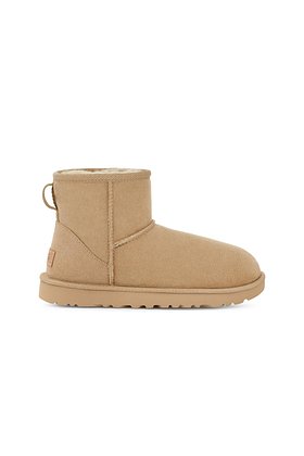 UGG(어그) [for women] 오버로크 스티치 미니 부츠 (클래식 미니 ll) | S.I.VILLAGE (에스아이빌리지)