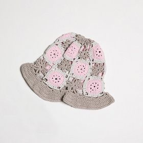 BOONTHESHOP(분더샵) [Truongii]TRUONGII Crochet Hat Light grey and pink | S.I.VILLAGE (에스아이빌리지)