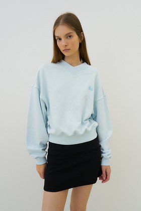 HEROINE(히로인) V-neck cotton logo sweatshirt (sky) | S.I.VILLAGE (에스아이빌리지)