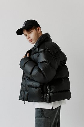 OUT OF TRUNK(아웃오브트렁크) OOT Black Puffer Jacket | S.I.VILLAGE (에스아이빌리지)