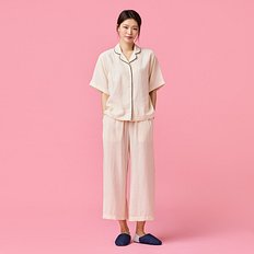 JAJU(자주) 여 소프트 링클 컬러 루즈핏 8부 파자마 세트 | S.I.VILLAGE (에스아이빌리지)