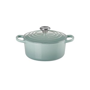 LE CREUSET(르크루제) [르크루제] 북유럽 컬렉션 시그니처 원형냄비 18cm-시솔트 | S.I.VILLAGE (에스아이빌리지)