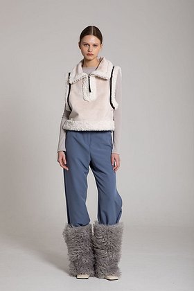 02ARMOIRE(세컨드 아르무아) Ramora Fur Vest _ Cream | S.I.VILLAGE (에스아이빌리지)