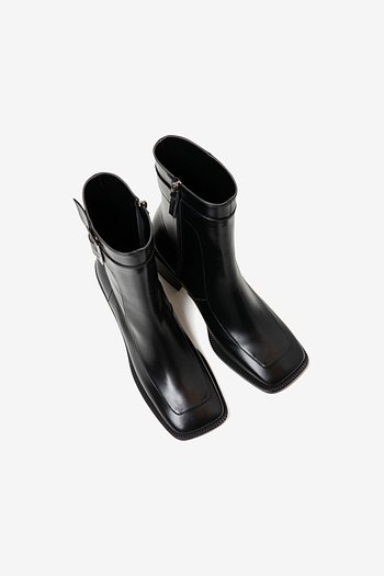 NEUTE(누트) 60mm Judd Sqaure Toe Ankle Boots (BLACK) | S.I.VILLAGE (에스아이빌리지)