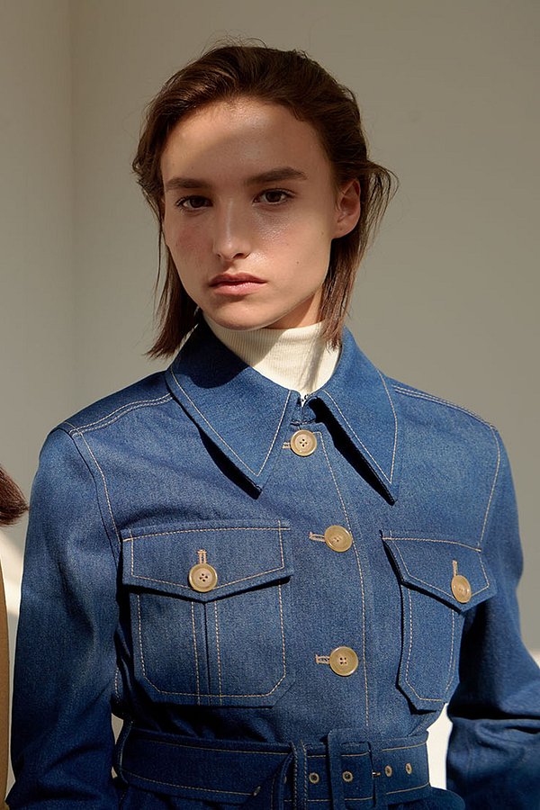 BELTED CONTRAST-STITCH DENIM JACKET