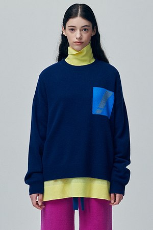 JE NE SAIS QUOI(주느세콰) OH! INTARSIA PULLOVER_CHARCOAL BLUE | S.I.VILLAGE (에스아이빌리지)