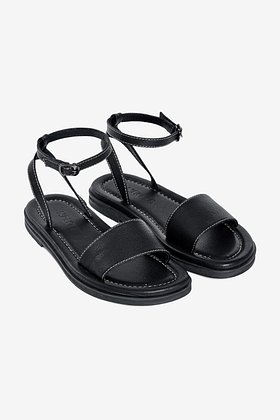 NEUTE(누트) 25mm Jose Ankle Strap Sandal (Black) | S.I.VILLAGE (에스아이빌리지)