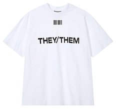 [VTMNTS] THEY/THEM 프린트 크루넥 티셔츠 (남성)
