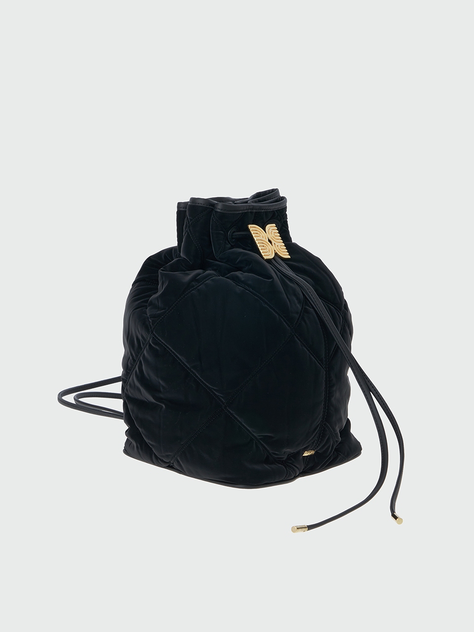 EENK(잉크) HOLLY Quilted Drawstring Backpack Black S.I.VILLAGE (에스아이빌리지)