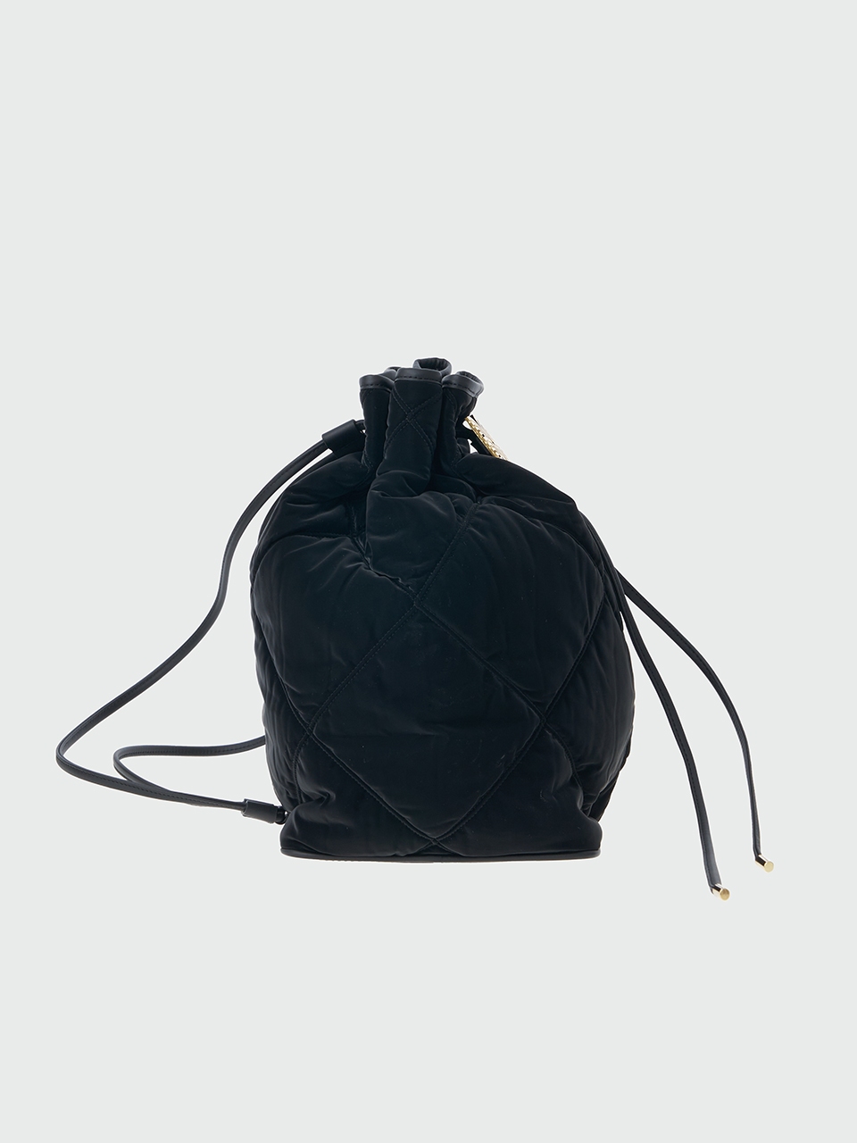 EENK(잉크) HOLLY Quilted Drawstring Backpack Black S.I.VILLAGE (에스아이빌리지)
