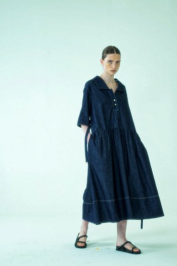 AEER(아에르) Dress Polo Pleat D Blue | S.I.VILLAGE (에스아이빌리지)