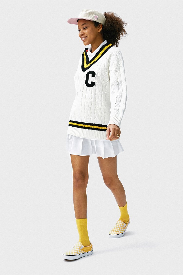 [CONCEPT COLLEGE] C Patch Ivory Preppy V-Neck Wool Knitwear