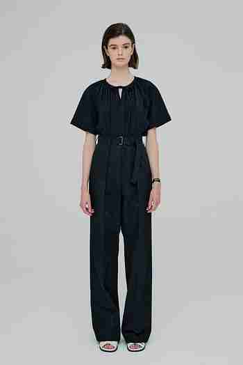 MOON J(문제이) HIGH-RISE BELTED TROUSERS - BLACK | S.I.VILLAGE (에스아이빌리지)