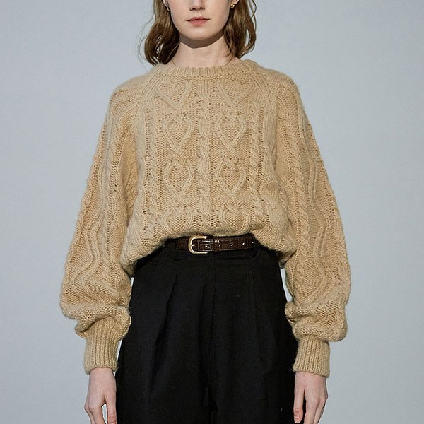 [옆집언니 최실장, 포미닛 지윤 착용] Heart fisher-cable knit pullover