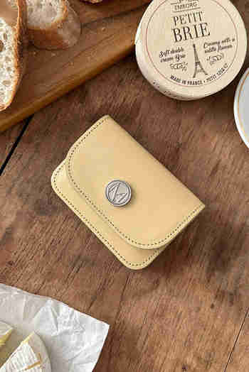 COTE DE MOI(꼬떼드무아) Ecrin card wallet - Butter | S.I.VILLAGE (에스아이빌리지)