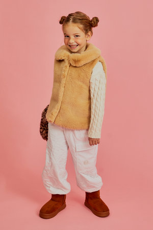 MOLLIOLLI(몰리올리) 몰리올리 CARA COLLAR ECO FUR KIDS VEST [BEIGE] | S.I.VILLAGE (에스아이빌리지)