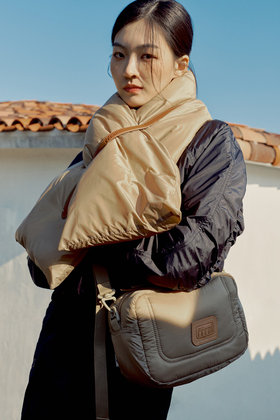 FFROI(프루아) 260 punta cross bag_2colors | S.I.VILLAGE (에스아이빌리지)