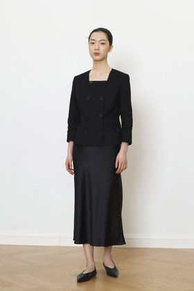 MANUELLE ET GUILLAUME(마누엘에기욤) [재입고] Signature black satin skirt | S.I.VILLAGE (에스아이빌리지)