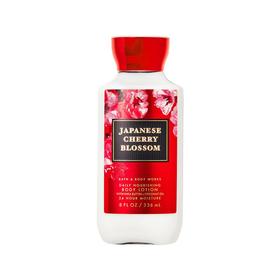 BATH & BODY WORKS(배스 앤 바디웍스) [배스앤바디웍스] 시그니처 바디로션 236ml | S.I.VILLAGE (에스아이빌리지)