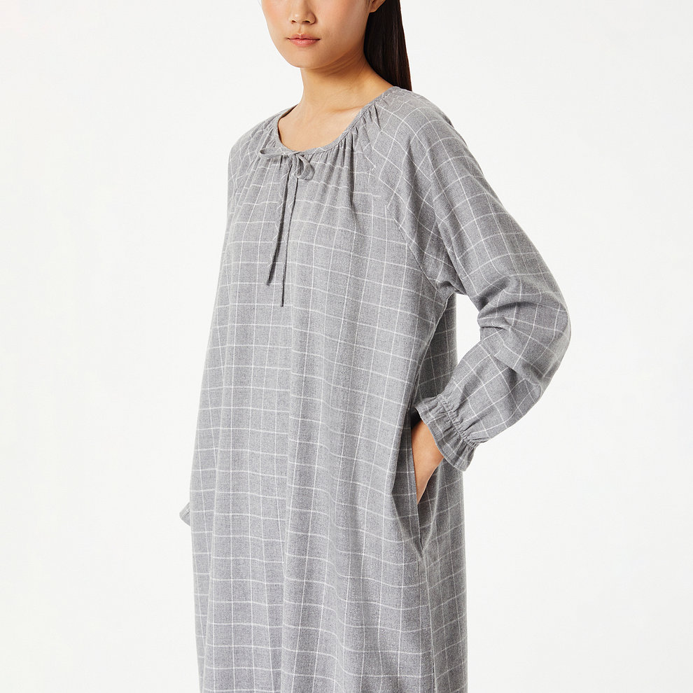 여 플란넬 셔링 파자마 원피스