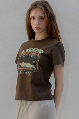 FRANKLY!(프랭클리) Deep Sleeping T-Shirts , Brown | S.I.VILLAGE (에스아이빌리지)
