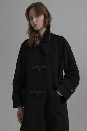 AEER(아에르) Coat Duffle Black | S.I.VILLAGE (에스아이빌리지)