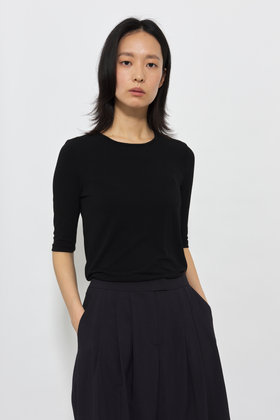 MANUELLE ET GUILLAUME(마누엘에기욤) [리오더 7/31경발송] Sleek neck summer top black | S.I.VILLAGE (에스아이빌리지)