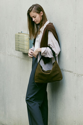 LE ABONNE(르아보네) BECKY BAG_KHAKI BROWN | S.I.VILLAGE (에스아이빌리지)