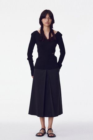MAISONMARAIS(메종마레) Inverted Pleat Skirt, Black | S.I.VILLAGE (에스아이빌리지)