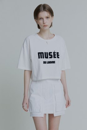 MUSEE(뮤제) MUSEE DU LOUVRE Embroidered Cotton T-Shirt_Off White+Black | S.I.VILLAGE (에스아이빌리지)