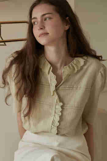 BEMUSE MANSION(비뮤즈맨션) Lace collar vintage blouse - Pale green | S.I.VILLAGE (에스아이빌리지)