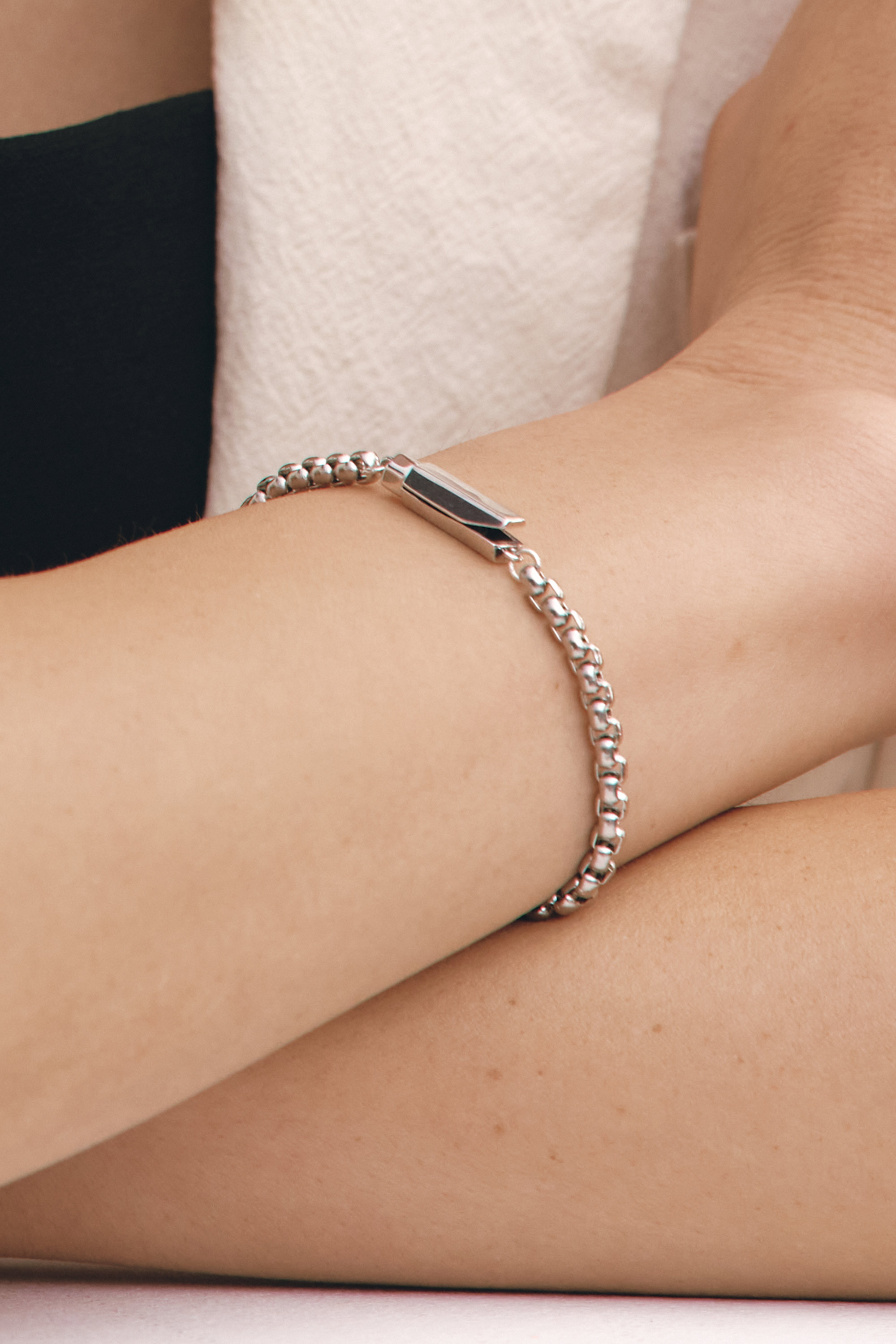 ◇HYERES LOR◇ H Edition (W) Round Box Chain Bracelet HL6B46 HYERES LOR(이에르로르) H에디션 (W) 라운드 박스 체인 팔찌