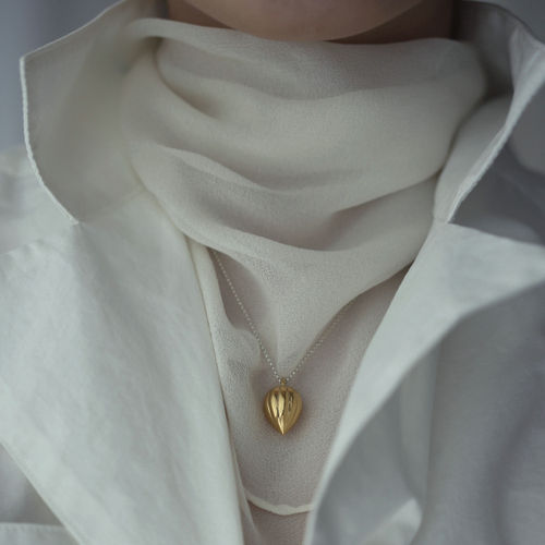 LE BLEU(르블루) berry necklace gold | S.I.VILLAGE (에스아이빌리지) [LE BLEU]berry necklace gold - 