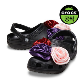 CROCS(크록스) 공용 CLASSIC ROSETTE CLOG BK (24SUCL210388) | S.I.VILLAGE (에스아이빌리지)