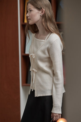 BEMUSE MANSION(비뮤즈맨션) Ribbon layered cardigan - Pearled ivory | S.I.VILLAGE (에스아이빌리지)