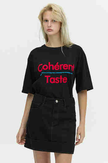 L`H.A.S(르하스) Coherent Taste SLOGAN T-SHIRT_BLACK | S.I.VILLAGE (에스아이빌리지)