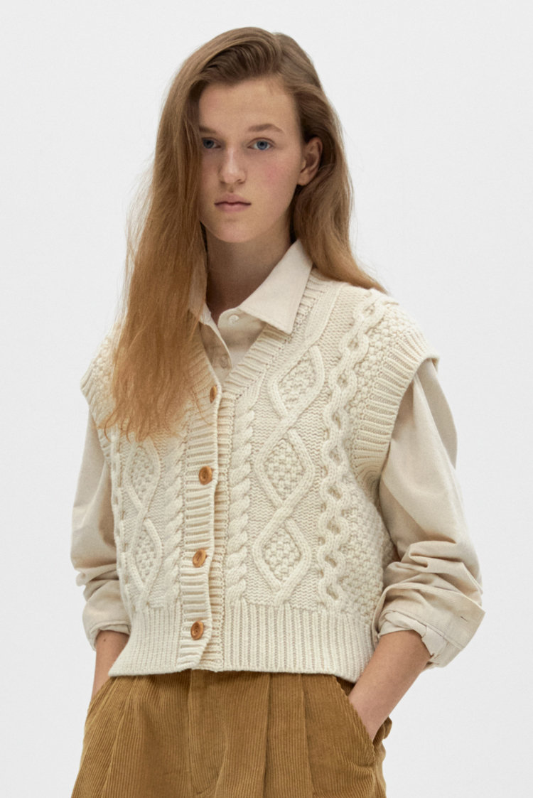 cable knit vest - ivory