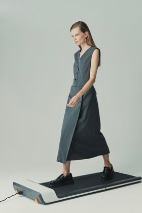 GOEN.J(고엔제이) Double-layered cropped front vest panel dress | S.I.VILLAGE (에스아이빌리지)
