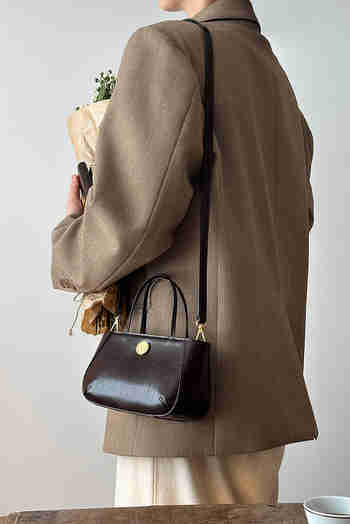 COTE DE MOI(꼬떼드무아) Ecrin petit tote bag - Chocolate brown | S.I.VILLAGE (에스아이빌리지)