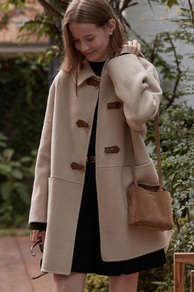 BEMUSE MANSION(비뮤즈맨션) Buckle point handmade coat - Beige | S.I.VILLAGE (에스아이빌리지)