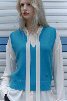 L`H.A.S(르하스) WHOLE GARMENT KNIT VEST_BLUE | S.I.VILLAGE (에스아이빌리지)